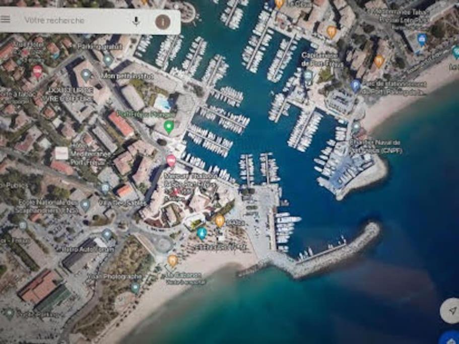 Port Frejus Cap Hermes Vue Mer Et Port Pieds Dans L'Eau Piscine Pkg Exteriér fotografie